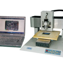 宇翹電子制品廠與豐泰模具 專業(yè)綁定、SMT及電子線路制造服務(wù)